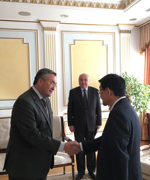 Mr. Terasaki meeting with Kazakh Foreign Minister Mukhtar Tleuberdi