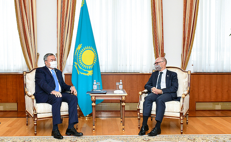 Photo: Kazakh Foreign Minister Mukhtar Tileuberdi and CTBTO Executive Secretary Dr. Robert Floyd during his visit to Astana, Kazakhstan.