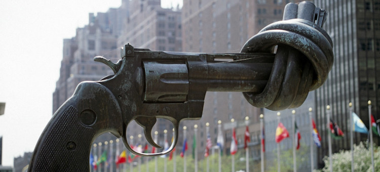 Photo: The “Non-Violence” (or “Knotted Gun”) sculpture by Swedish artist Carl Fredrik Reuterswärd on display at the UN Visitors' Plaza. Credit: UN