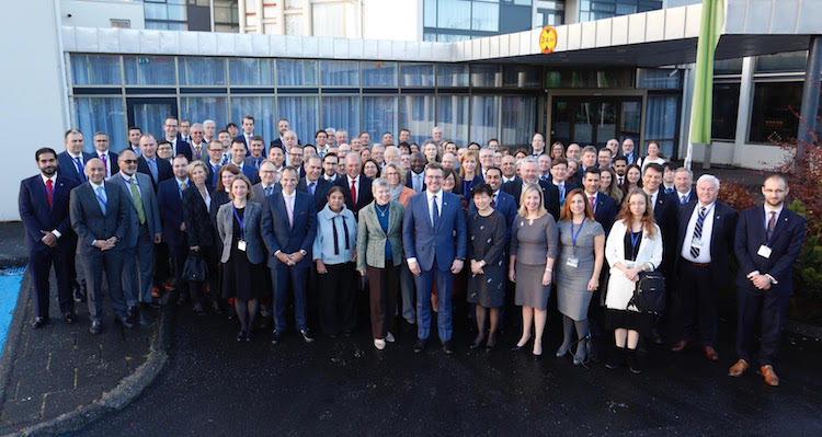 Foto: Gruppfoto på NATO-konferensen (Ministry of Foreign Affairs of Iceland)