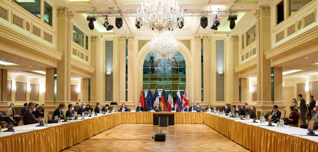 Photo: The talks in the Joint Commission of the JCOPA in the Austrian capital on bridging what the US calls “tremendous and profound differences” over how to salvage the nuclear agreement. Source: Eureporter.